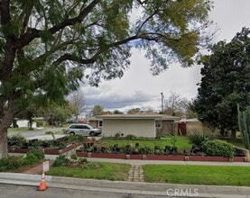 Building Photo - 720 Maertin Ln Building Photo - 720 Maertin Ln