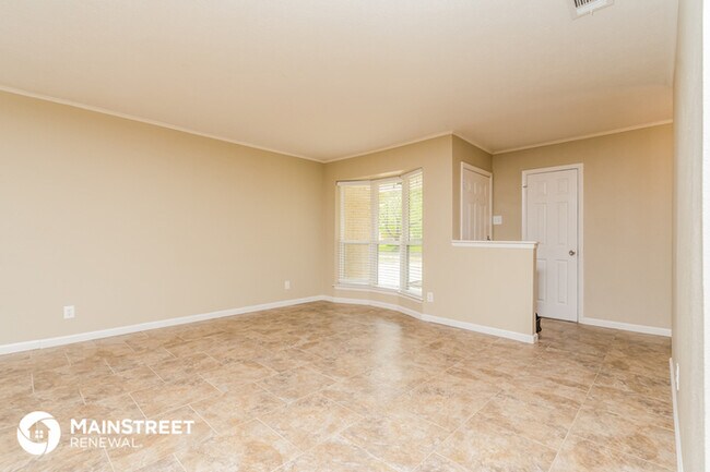 Building Photo - 115 W Ireland Dr