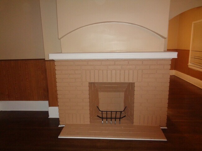 Living Room #3 - 886 Storer Ave