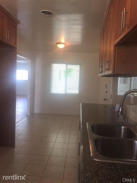 Building Photo - 3 br, 2 bath House - 18208 Galatina St