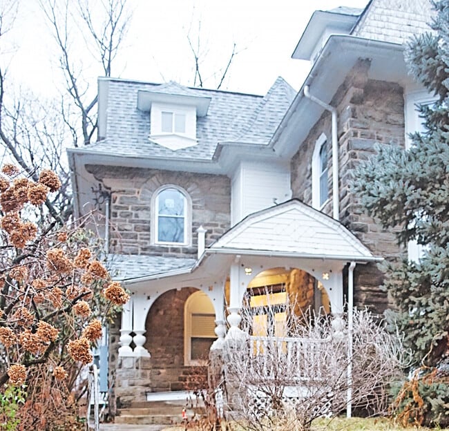 Building Photo - 133 East Mount Airy Avenue