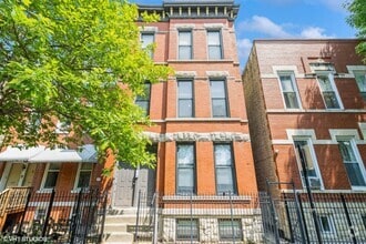 Building Photo - 1822 W Huron St