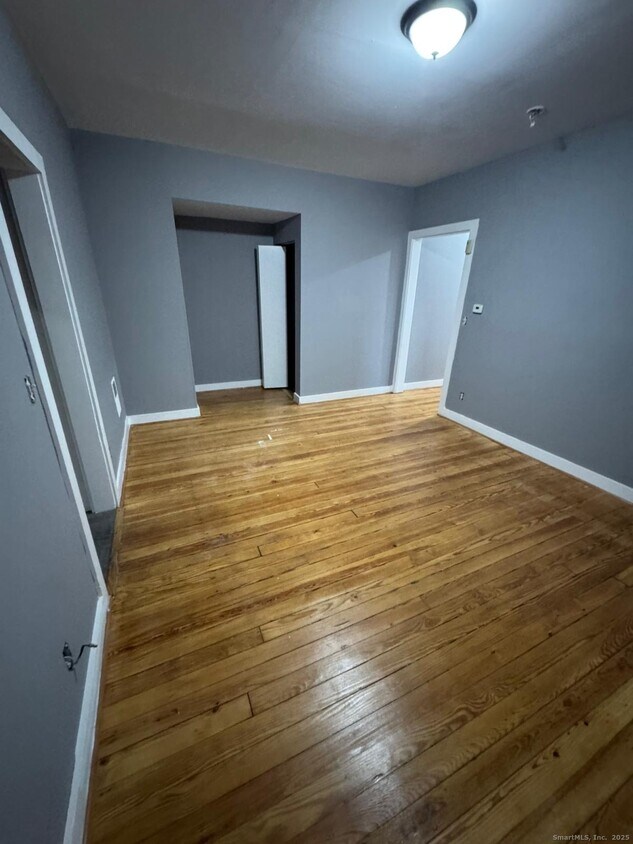 Foto del edificio - 402 Bond St