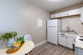 Interior Photo - The Jefferson