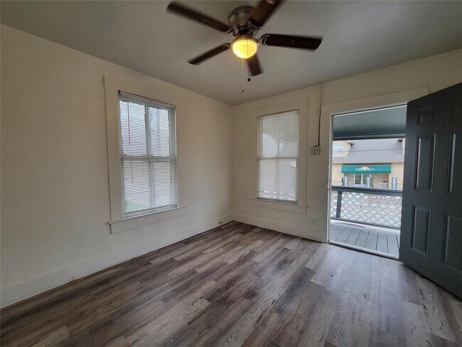 Building Photo - 3913 Winnie St