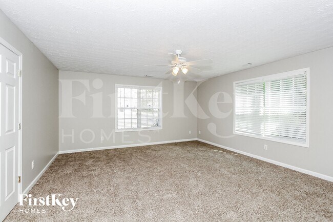 Foto del edificio - 4015 McEachern Cove Dr