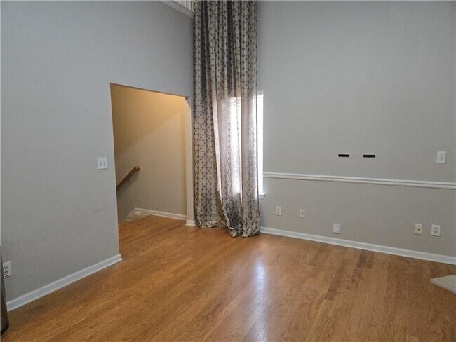 Foto del edificio - 2581 Laurel Cir NW