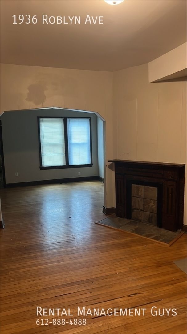 Foto del edificio - 1936 Roblyn Ave