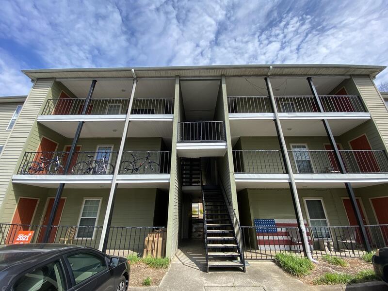 Primary Photo - Tillman Place 112 - 1