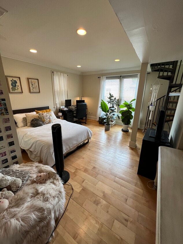 Bedroom 1 (2nd floor) - 1714 Sarah St