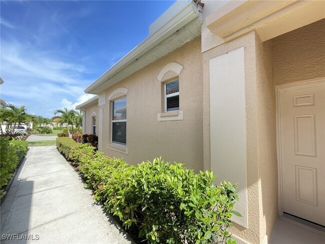 Foto del edificio - 8224 Sanctuary Dr