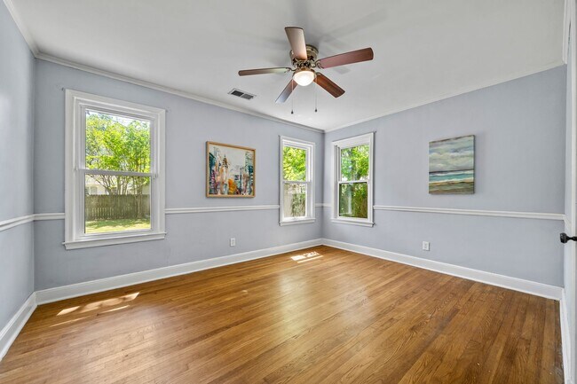 Foto del edificio - 3519 Philwood Ave
