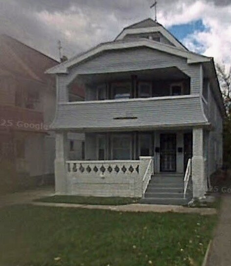 3220 E 119th St Cleveland, OH 44120 – photo 2