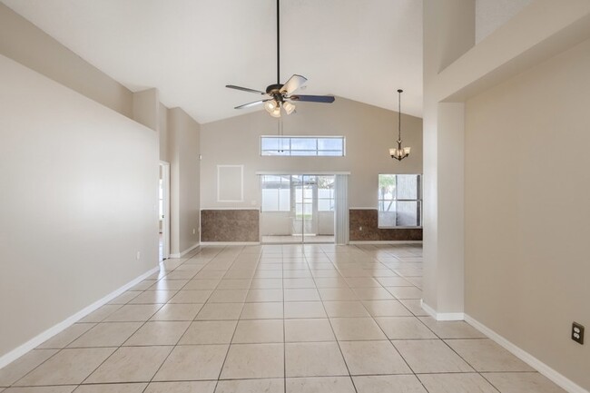 Building Photo - 2837 Berkshire Circle