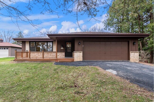 Front of House - W156N10222 Pilgrim Rd