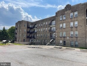 Building Photo - 2111 Garrison Blvd