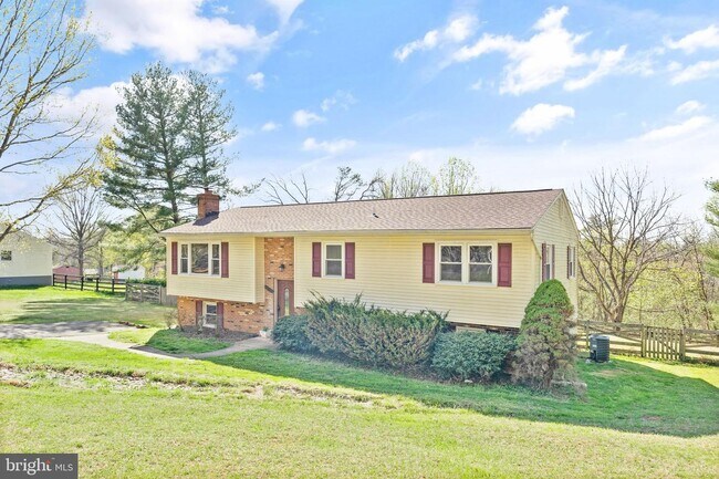 Foto del edificio - 7362 Baldwin Ridge Rd