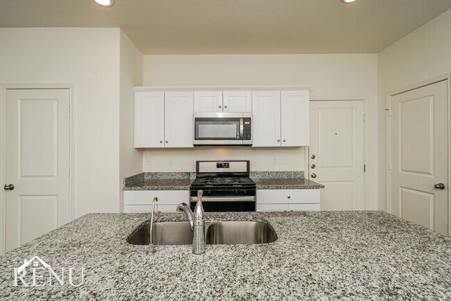 Foto del edificio - 5006 Dawn Break