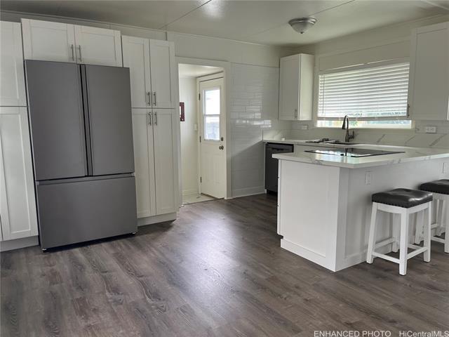 Foto del edificio - 45-619-619 Duncan Dr