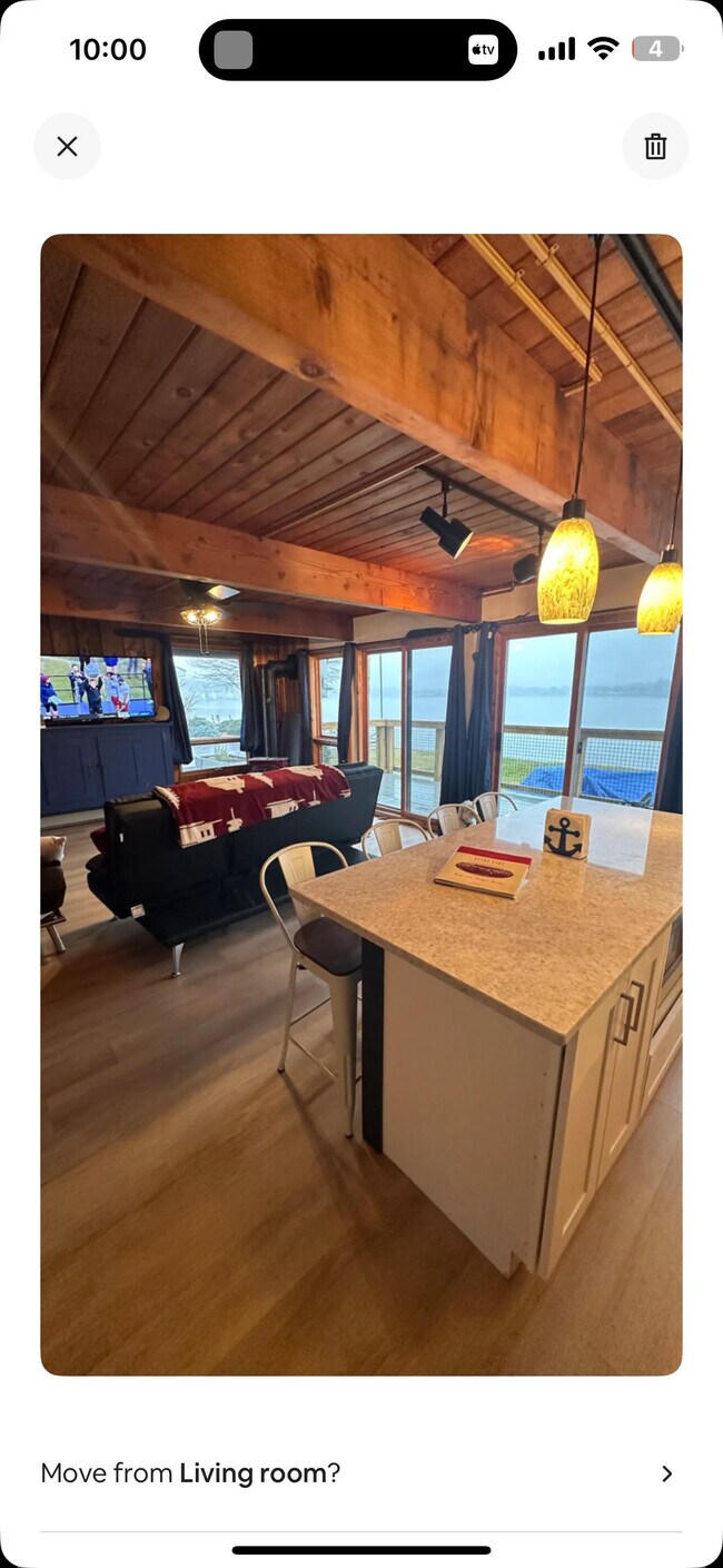 Foto del edificio - 750 Lakeview Dr