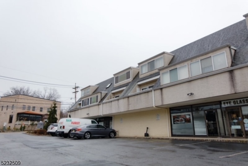 466 Pompton Ave, Cedar Grove, NJ 07009 House Rental in Cedar Grove