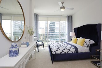 Building Photo - MAA Lenox