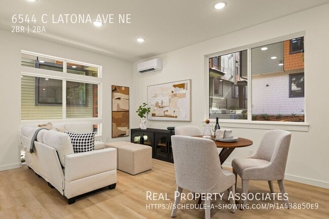 Foto del edificio - 6544 Latona Ave NE