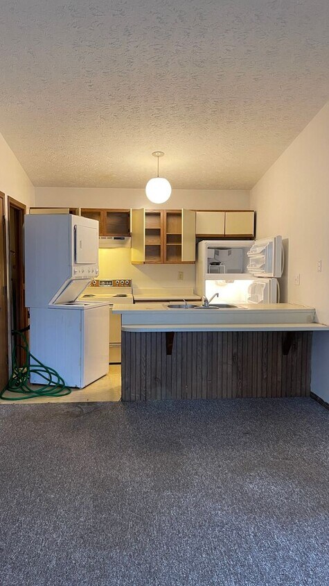 Foto principal - WEST LAFAYETTE...1 Bedroom 1 Bath
