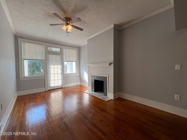 Foto del edificio - 2359 Oak St