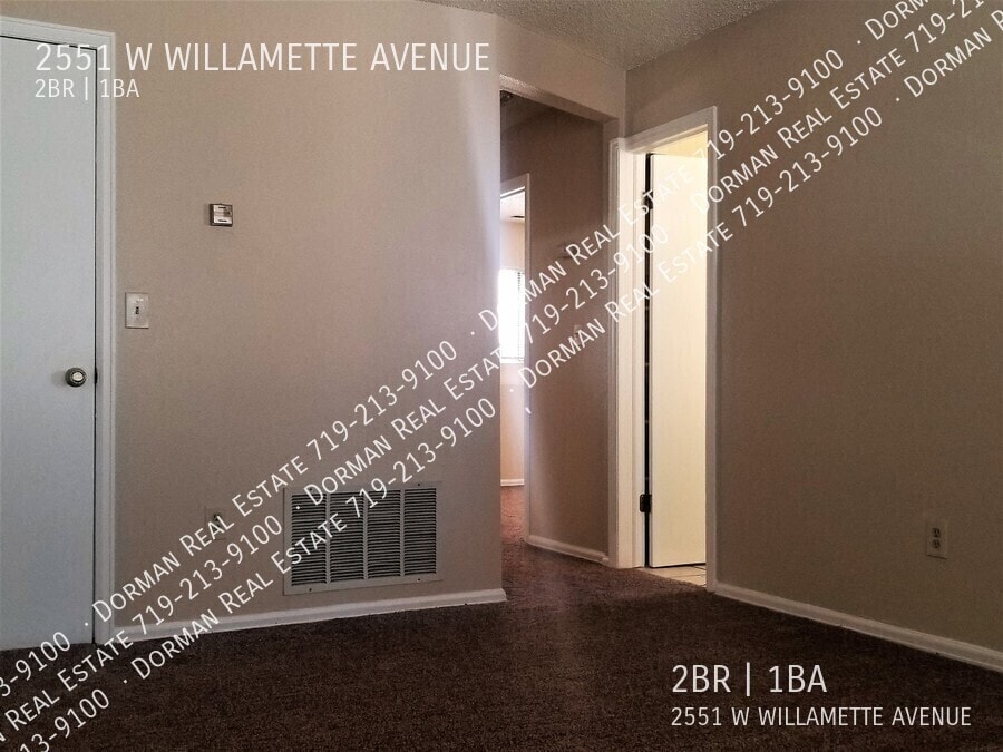 Foto del edificio - 2551 W Willamette Ave