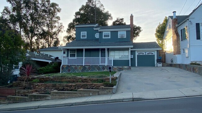 Foto del edificio - 3 Bed/2Bath Ready to move in.