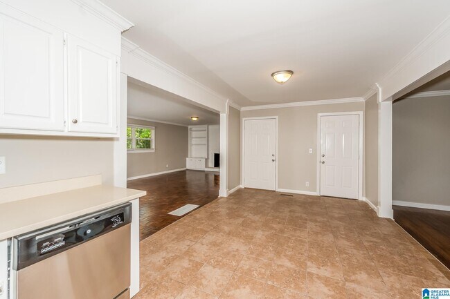 Foto del edificio - 1360 Orlando Cir NE