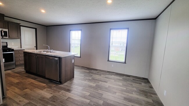 Building Photo - 531 Iowa