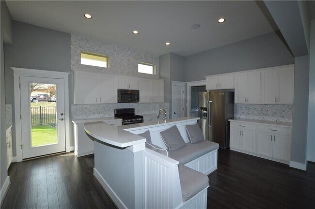 Building Photo - 1775 Rowdy Loop