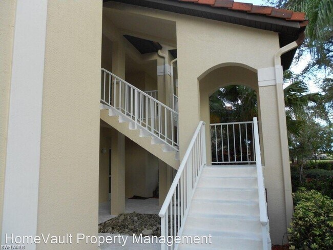 Foto del edificio - 9860 Costa Mesa Ln