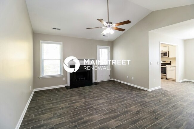 Building Photo - 3705 Creek Point Way