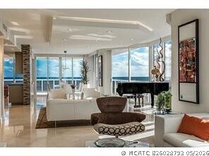 Foto del edificio - 3100 N Ocean Blvd