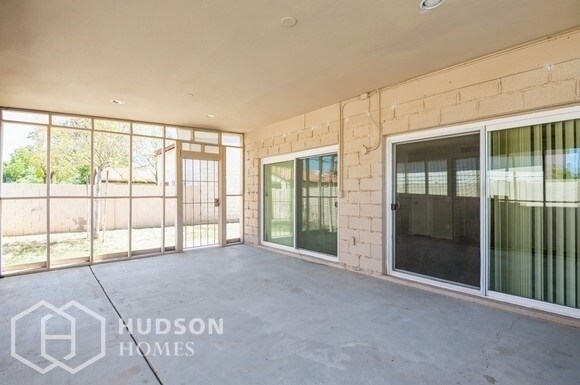 Building Photo - NOW AVAILABLE! - 2708 W Temple St, Chandle...