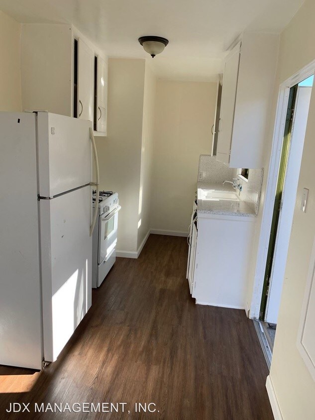 Foto del edificio - 4066 43rd St