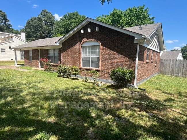 Building Photo - 4386 Sunnyslope Dr