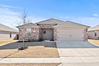 Building Photo - 702 Watermill Rd