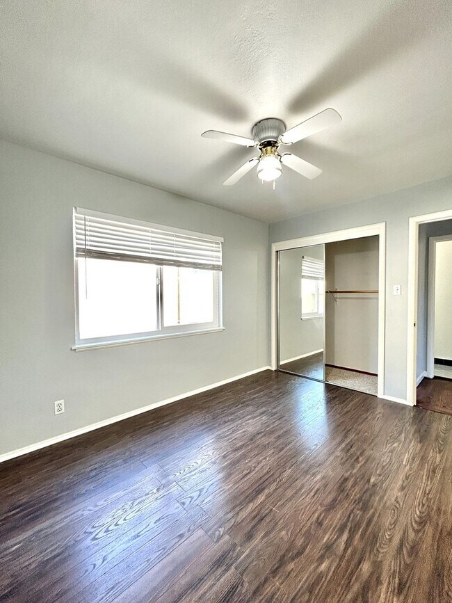 Foto del edificio - 1718 Sequoia Ave