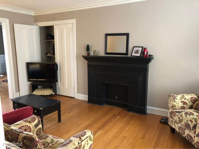 Foto del edificio - 2514 N Harrison St