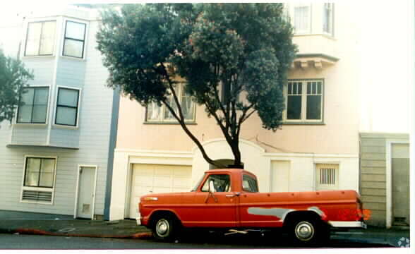 Primary Photo - 2025 O'Farrell St