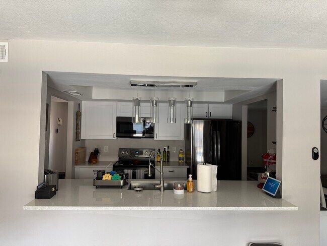 Foto del edificio - 5205 W Crocus Dr