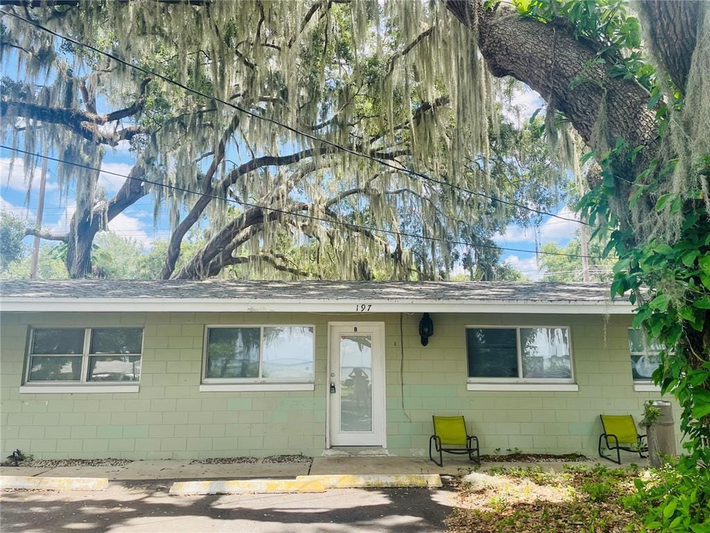 197 Mae St Unit B, Eustis, FL 32726 Room for Rent in Eustis, FL