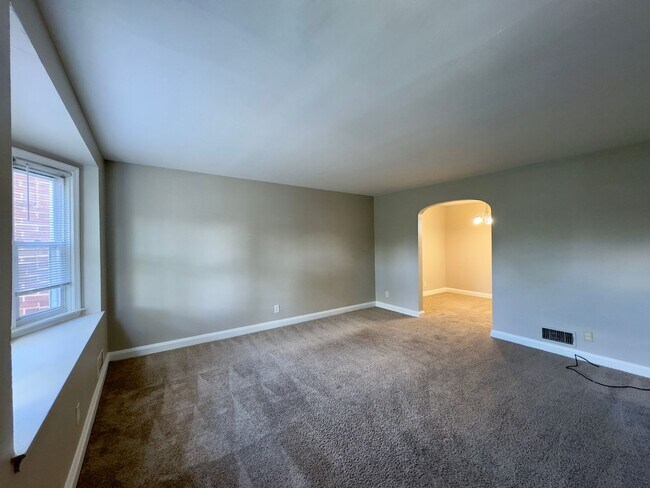 Foto del edificio - Charming 2 Bedroom/2 Bathroom in Catonsvil...