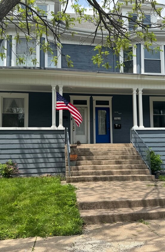 Foto principal - 38 Walnut Ave