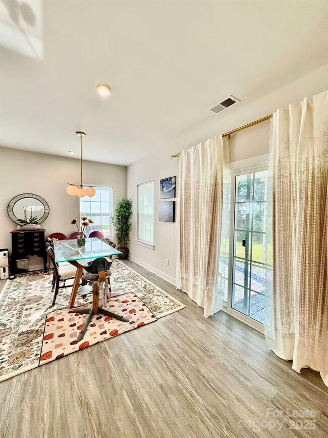Foto del edificio - 4735 Green Mountain Dr