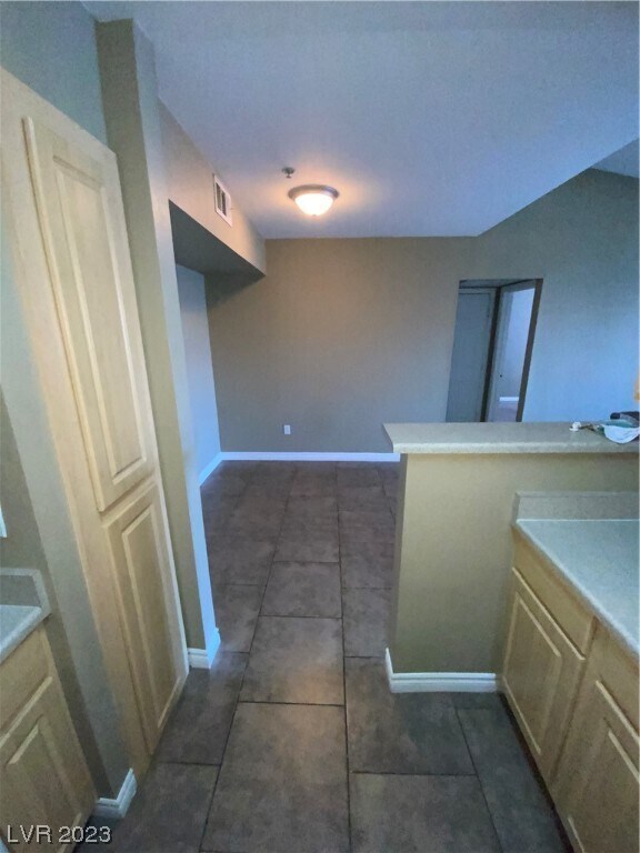 Building Photo - 6955 N Durango Dr